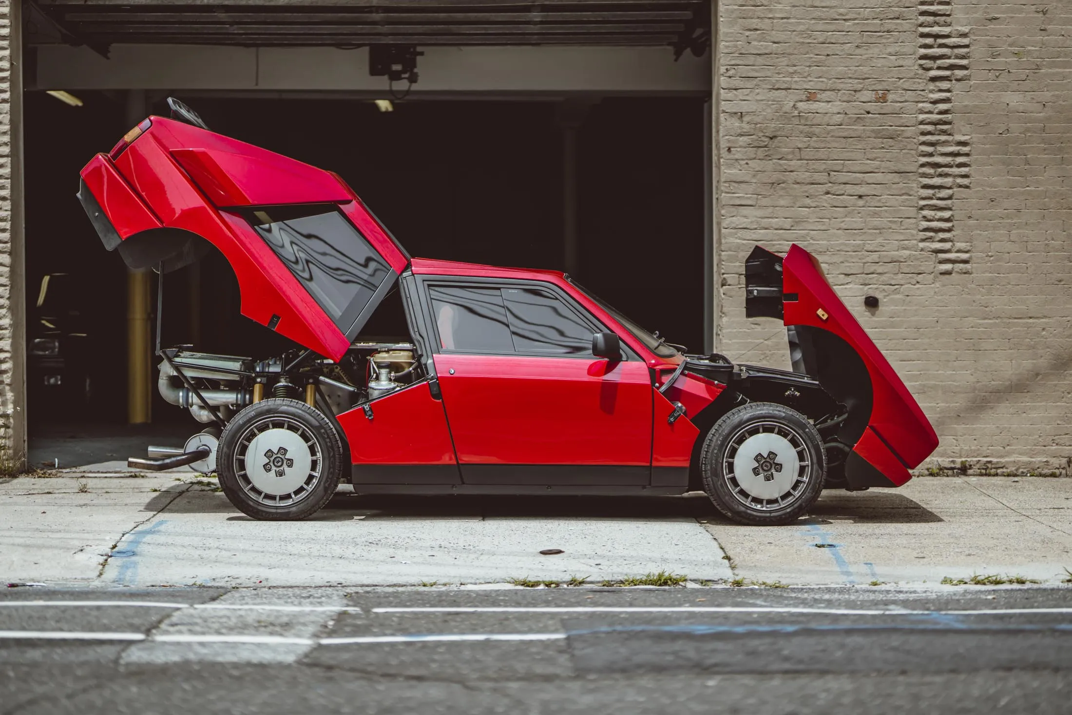Ugly Old Lancia Delta S4 Worth $1 Million on Classic Car Market