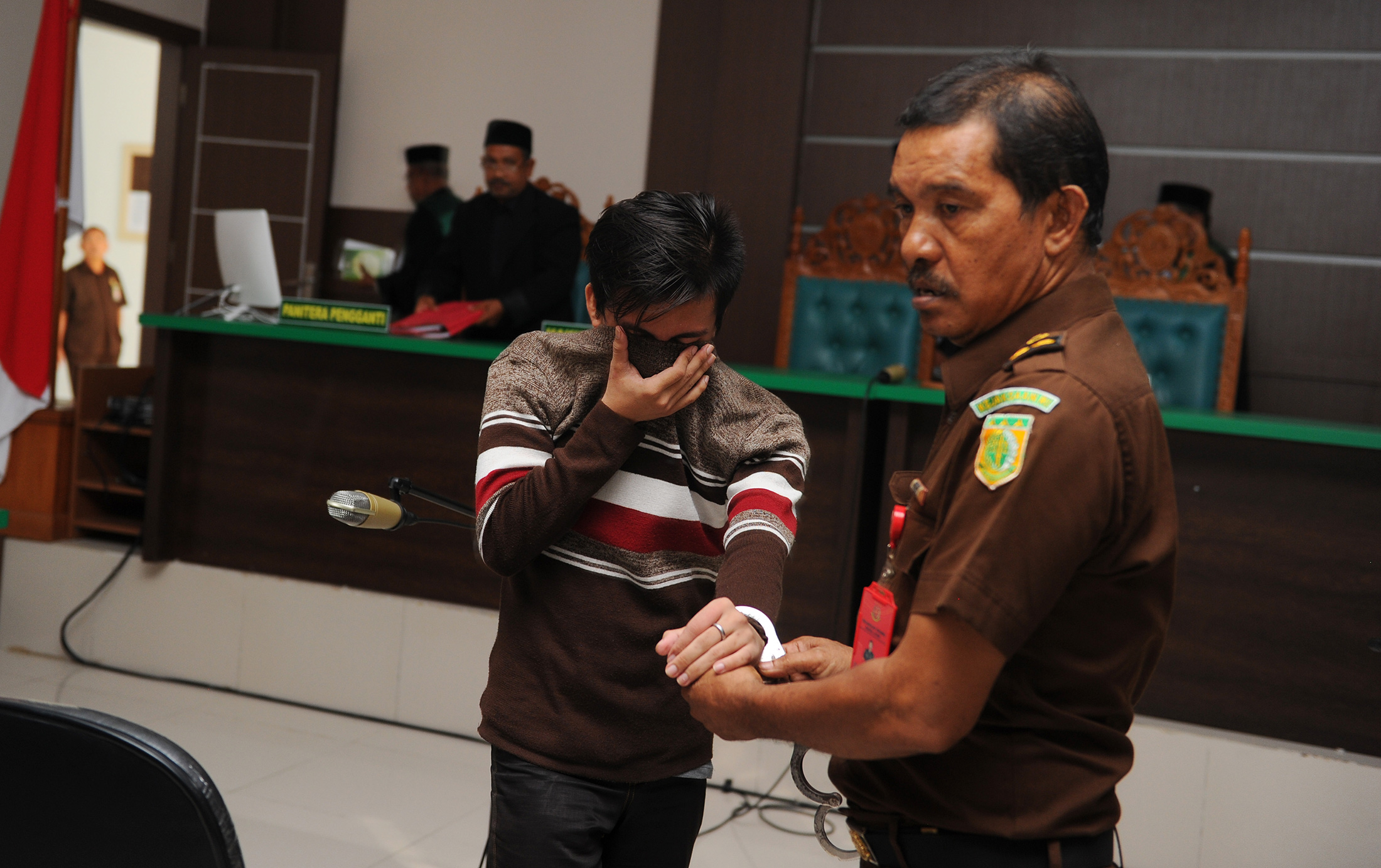 Shariah Court In Indonesia Sentences Gay Couple To Caning