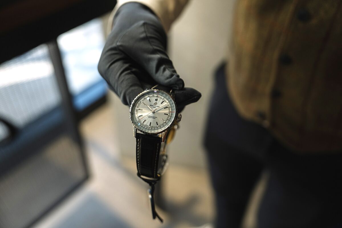 Breitling Cuts Jobs as Swiss Franc and Luxury Slump Hit Results