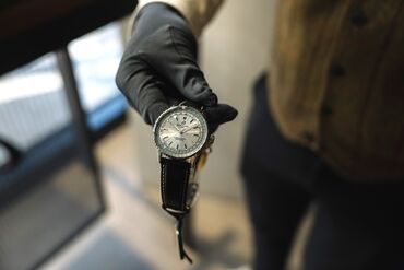 Rolex SA Hikes Watch Prices by as Much as 8% After Gold Surges