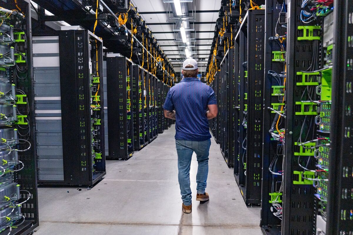 Broadcom, Amazon Test Limits of Investor Demand for AI Buildout