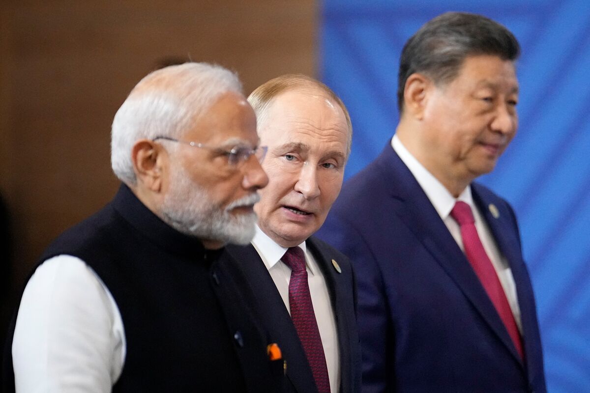 Putin Meets With Modi and Xi to Thrash Out Energy Needs