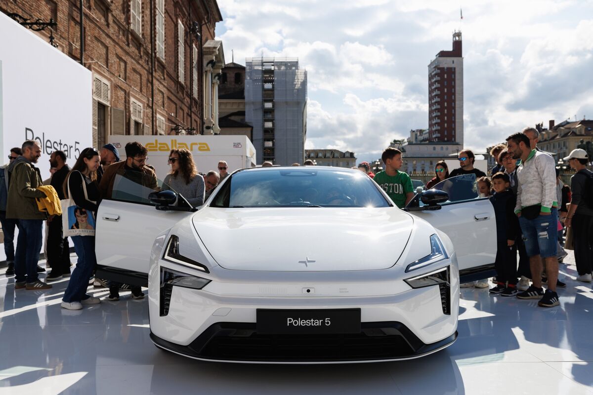 bloomberg.com - Rafaela Lindeberg - Polestar Gets Fresh Lifeline with $300 Million in New Financing