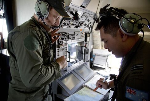 Search Resumes For Missing Flight MH370