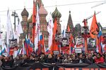Mourners march after Russian opposition politician Boris Nemtsov was shot dead
