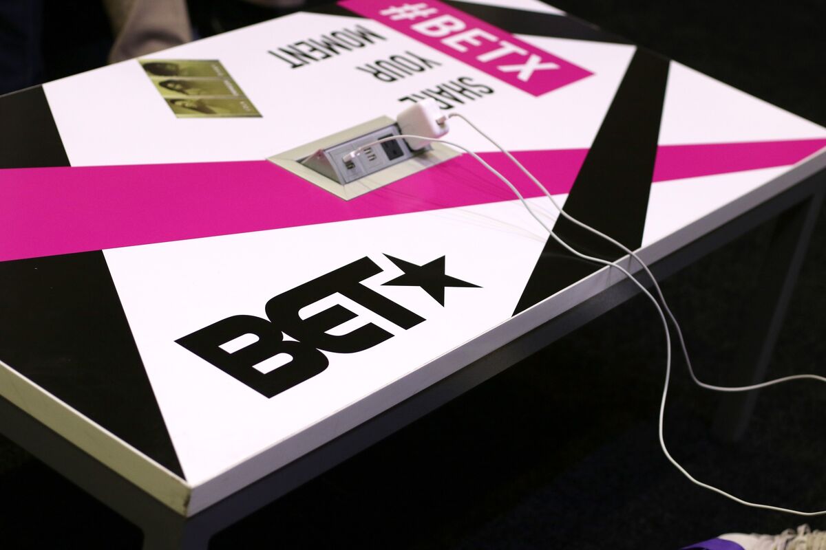 Paramount (PARA) in Talks to Sell BET Network to Group Including BET CEO Mills - Vimarsana News