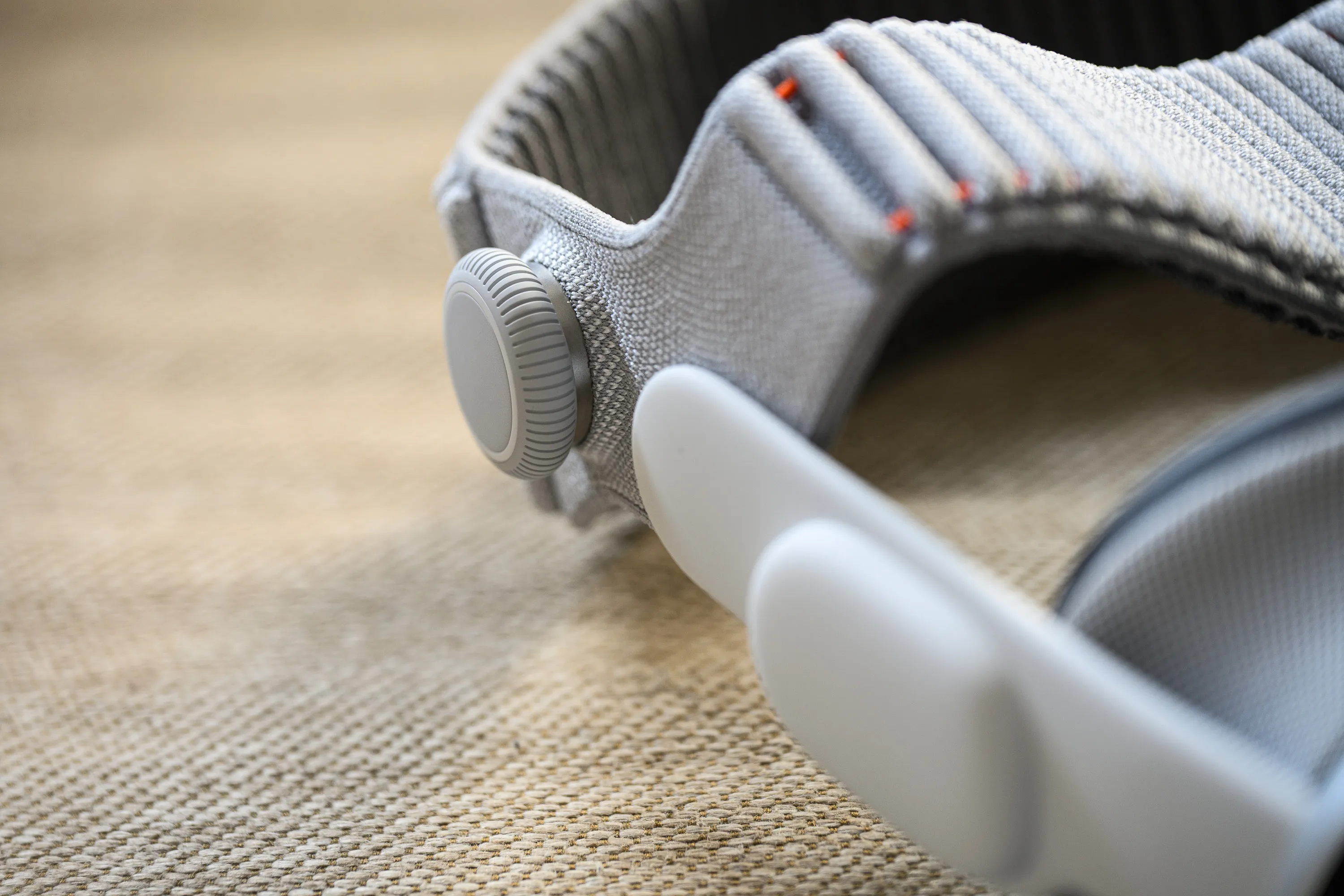 Apple $99 Vision Pro Dual Knit Band Hands-On Review: Is It More