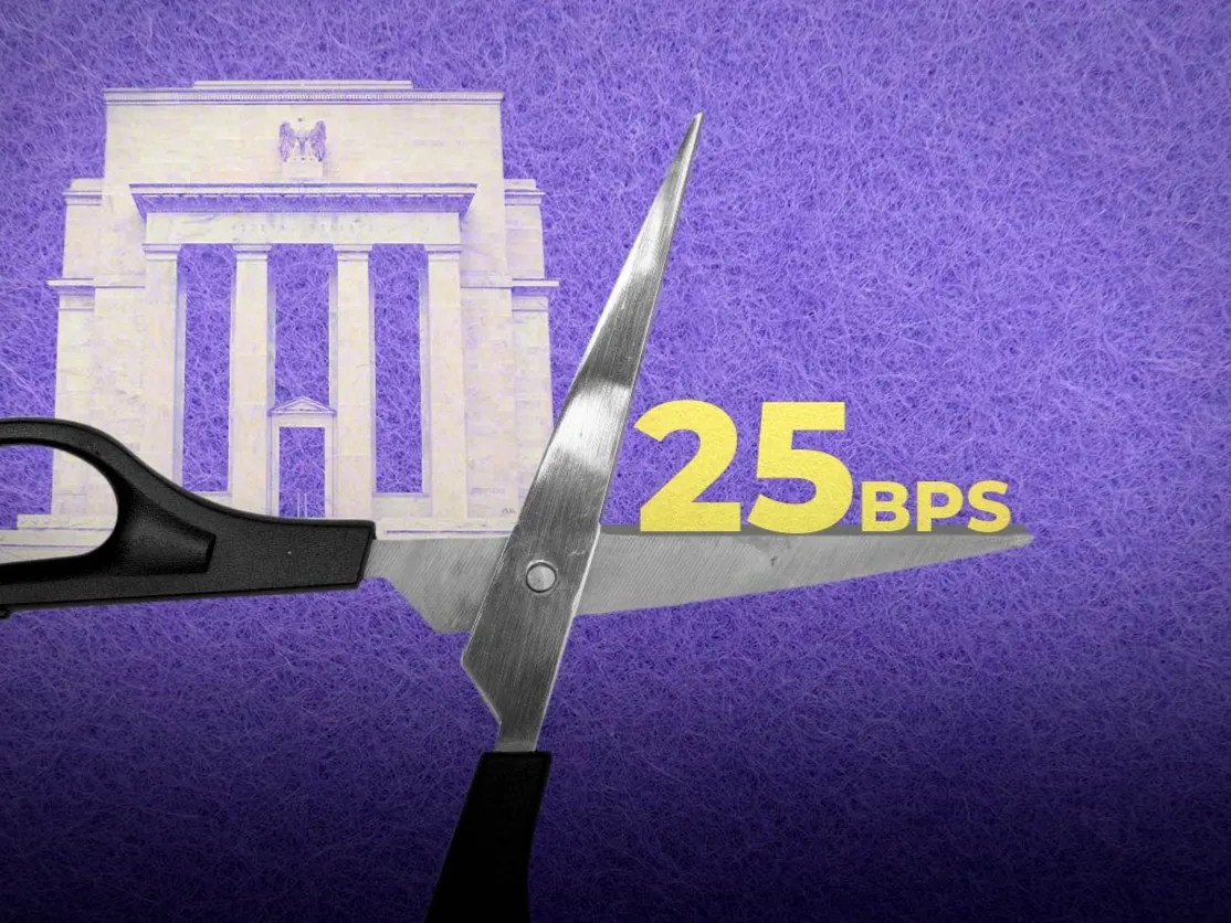 Fed Trims Rates and Projects One Cut in 2026 - Bloomberg