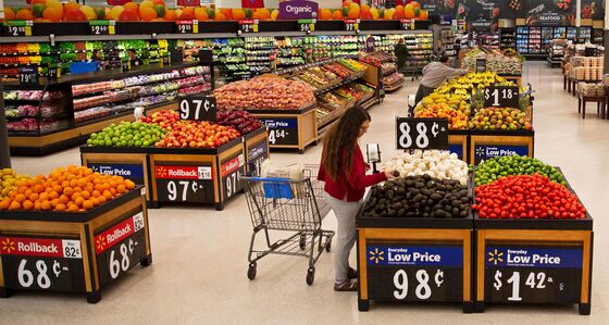 Walmart to Redesign Produce Section in Bid to Fend Off Amazon