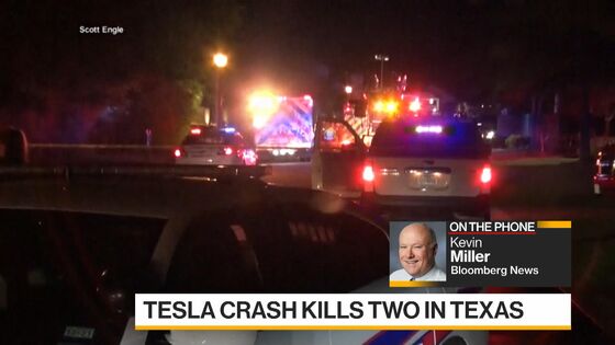 Tesla With ‘No One’ Driving Crashes in Texas, Killing Two