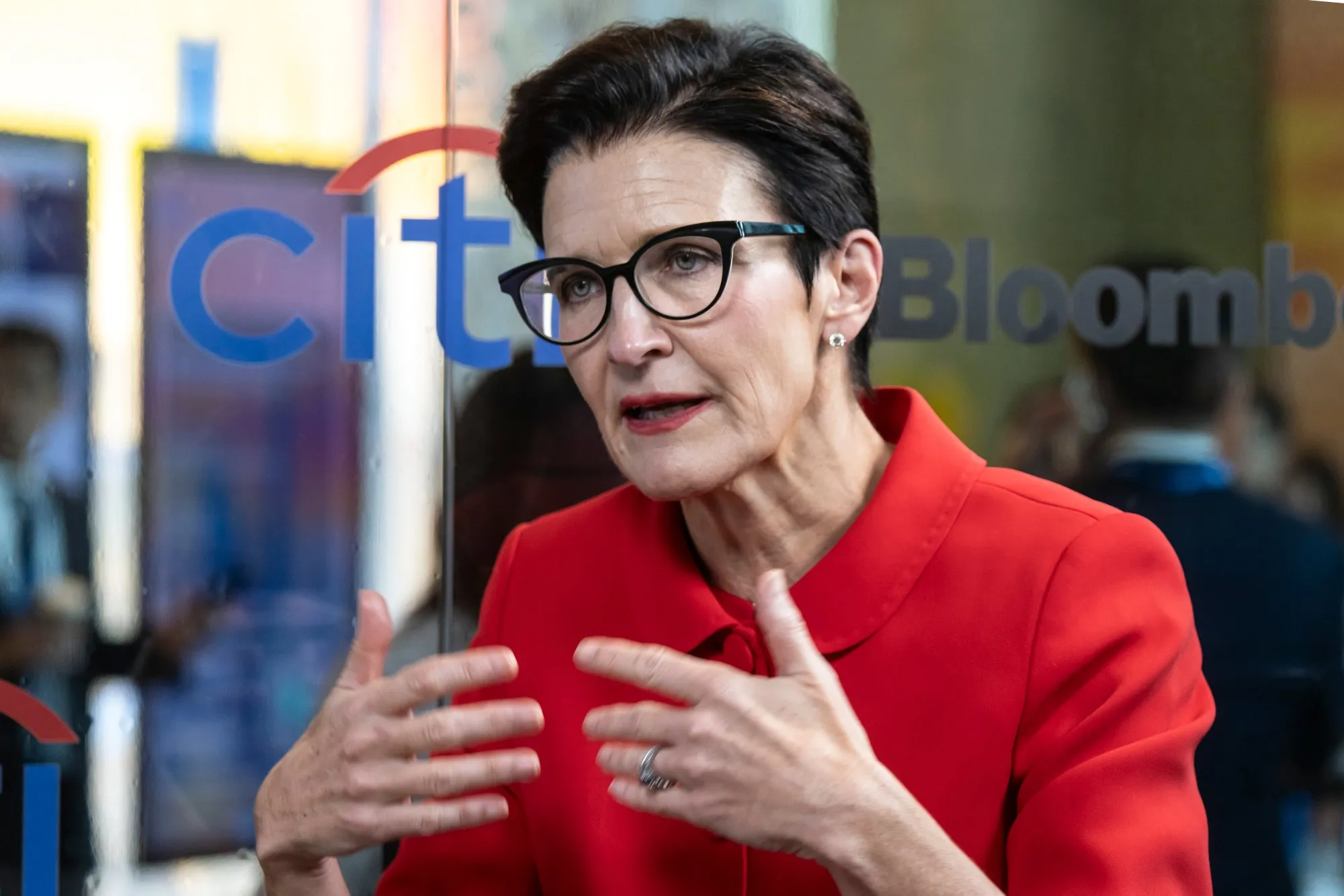 Citi (C) to Cut About 1,000 Jobs This Week as CEO Jane Fraser Trims Costs -  Bloomberg