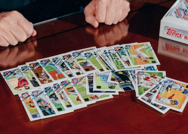 Ken Goldin with a stack of baseball cards