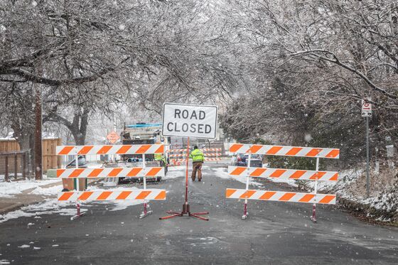 Texas Shuns Radical Changes to Power Grid After Deadly Freeze