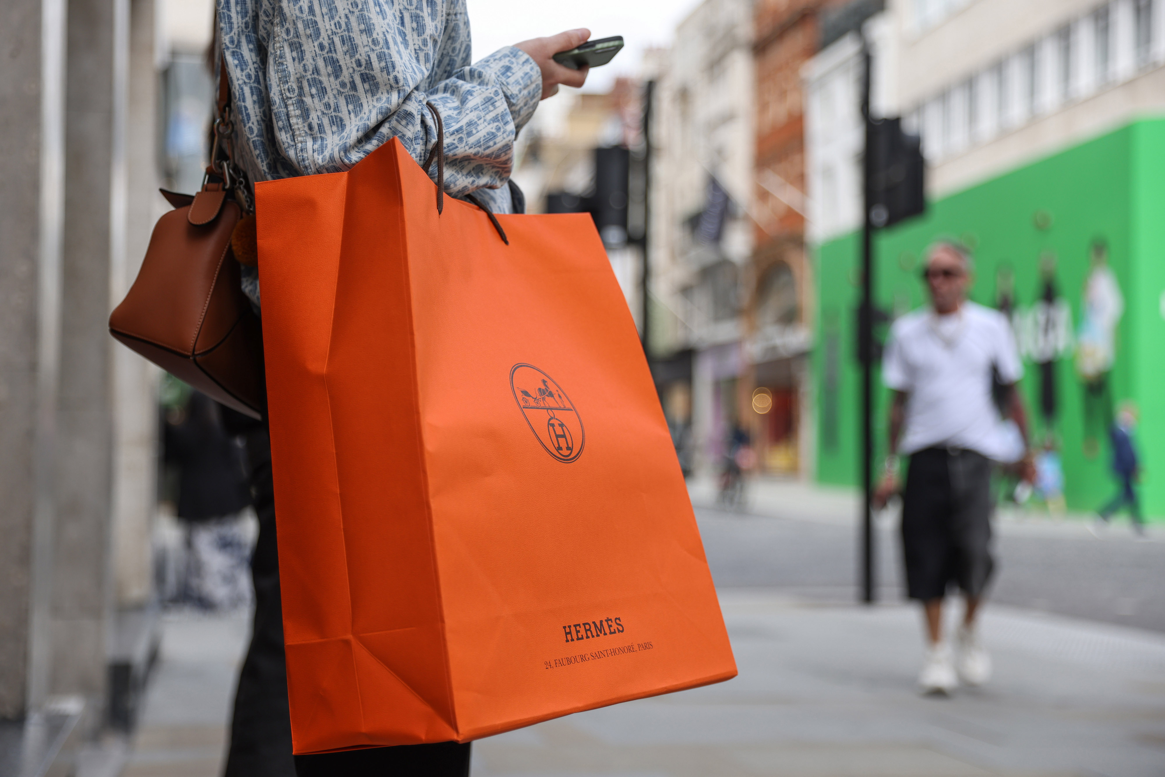 135 Distressed Hermes Birkin Bag Stock Photos, High-Res Pictures, and  Images - Getty Images