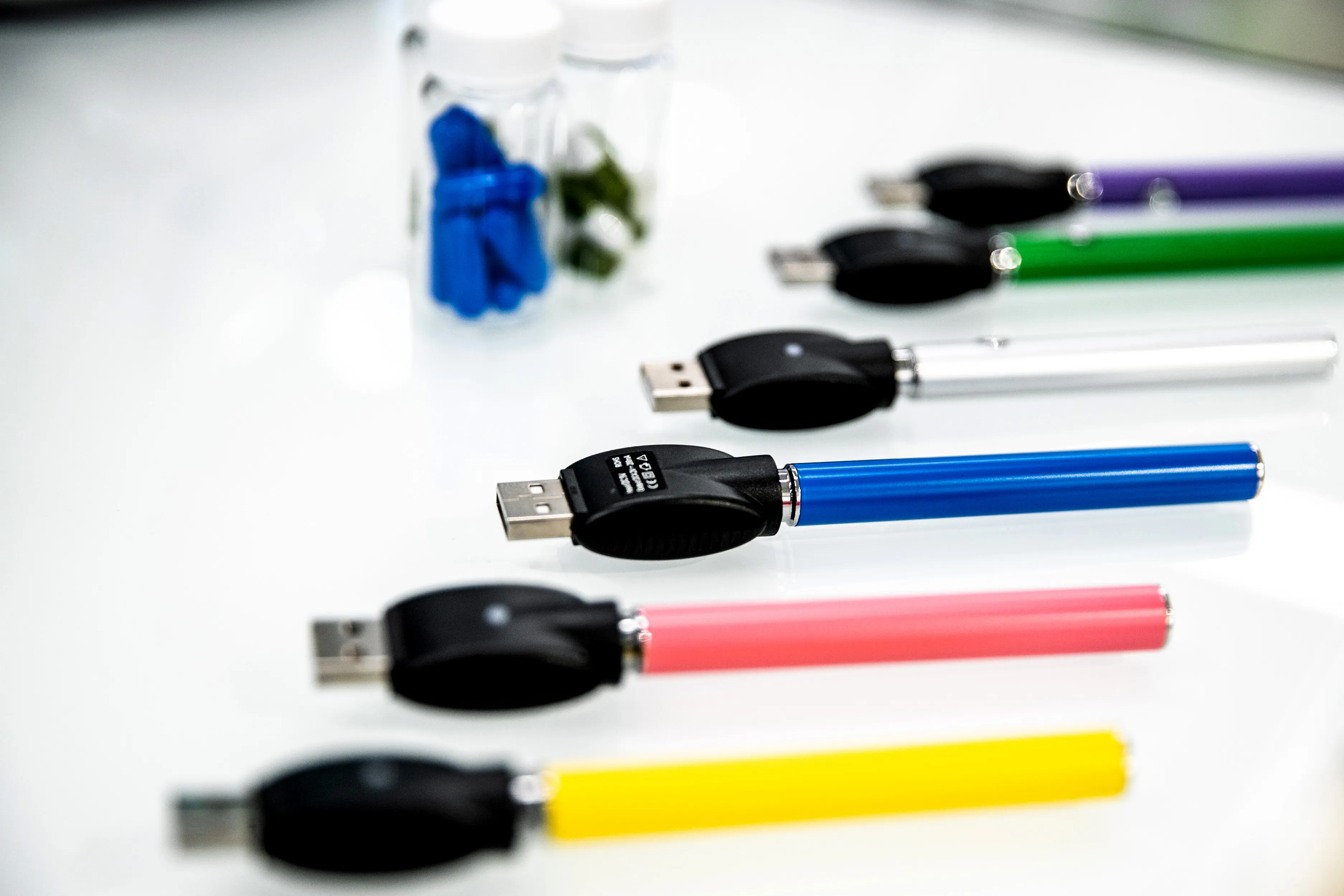 vape china 5 takeaways from the AP's report on Chinese disposable e-cigarettes  flooding the US market main image 0
