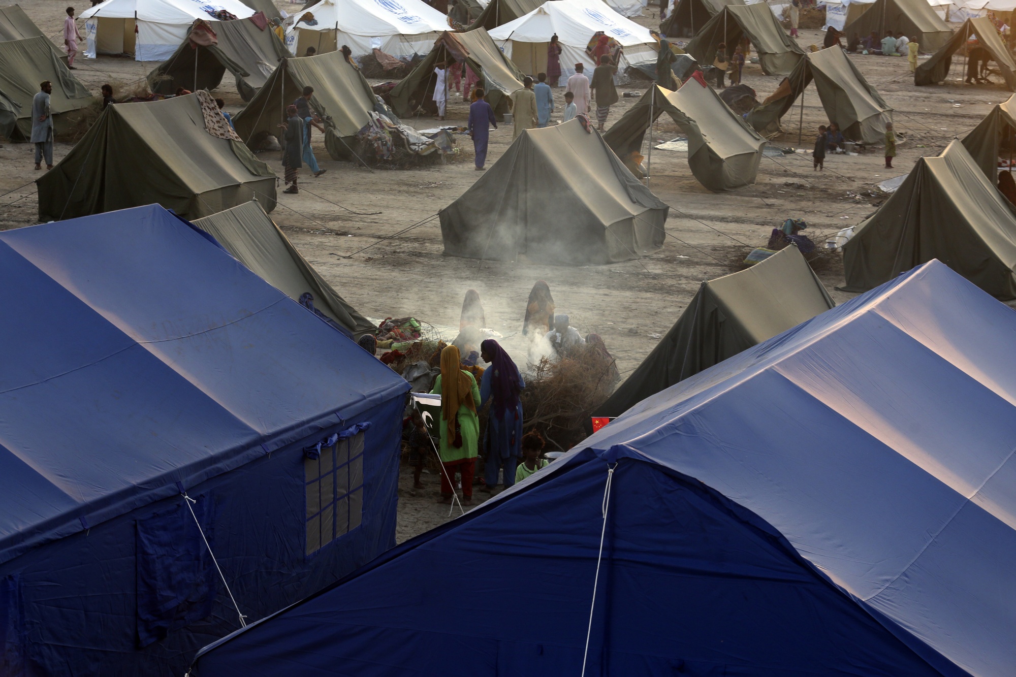 Aid for Flood Victims Arrives in Hard-hit Pakistani Province - Bloomberg