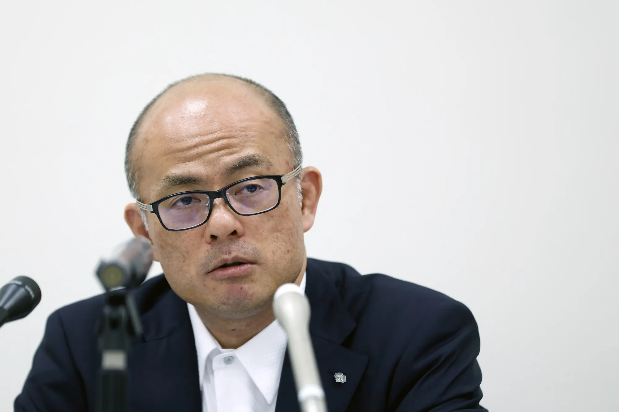野村HDの4―6月純利益は5割増、ホールセールけん引し予想上回る