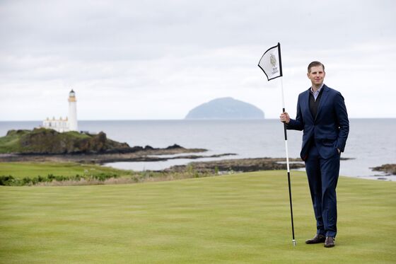 Trump Is Still Losing Millions at His Golf Resorts in Scotland