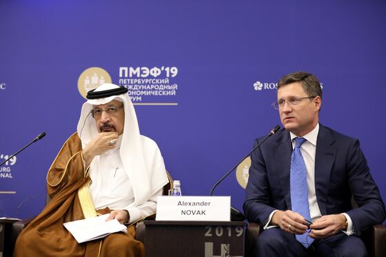 Saudis ‘Sure’ of OPEC+ Cuts Extension After Talks With Russia