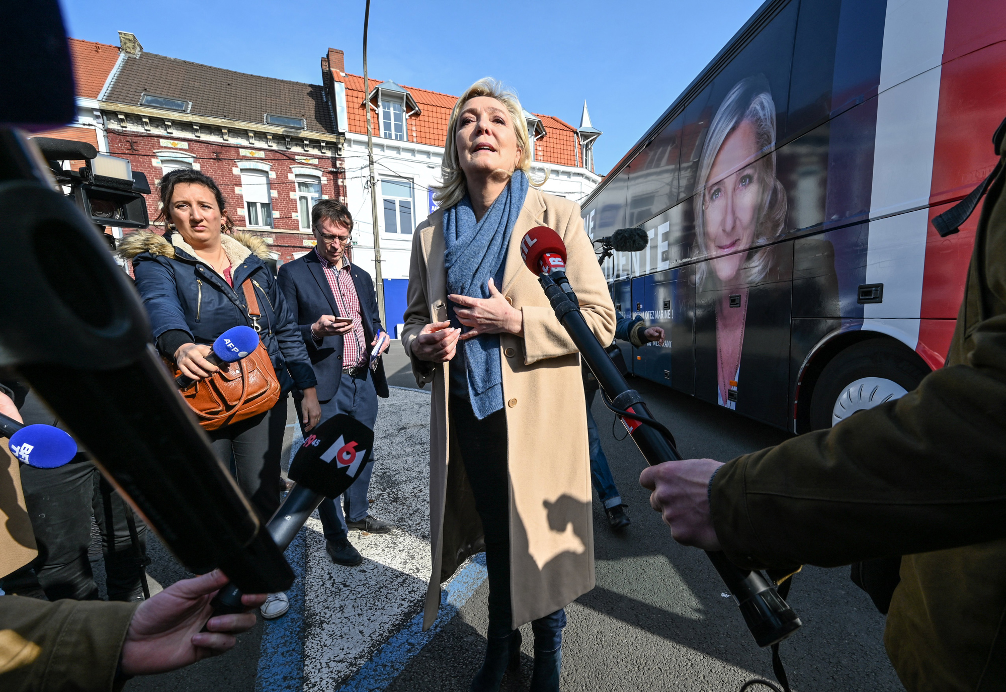 Cost of living woes boost phoenix Le Pen in race for French