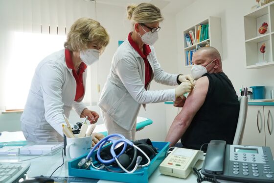 Germany, France Halt AstraZeneca Vaccine That Regulator Says Is Safe