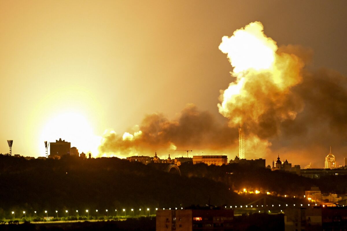 At Least Nine Killed in Major Russian Missile Attack on Ukraine