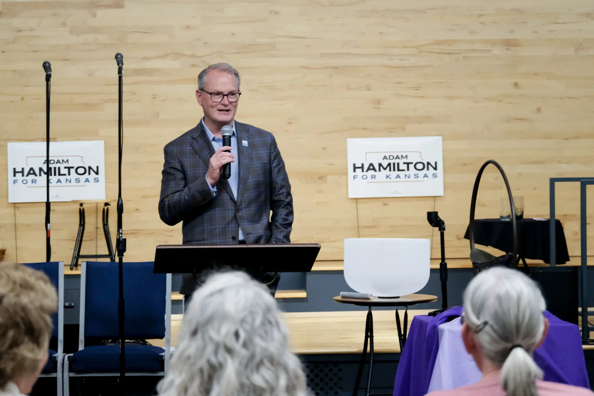 Adam Hamilton speaks during a campaign event in Lenexa, Kansas on Oct. 4, 2026.