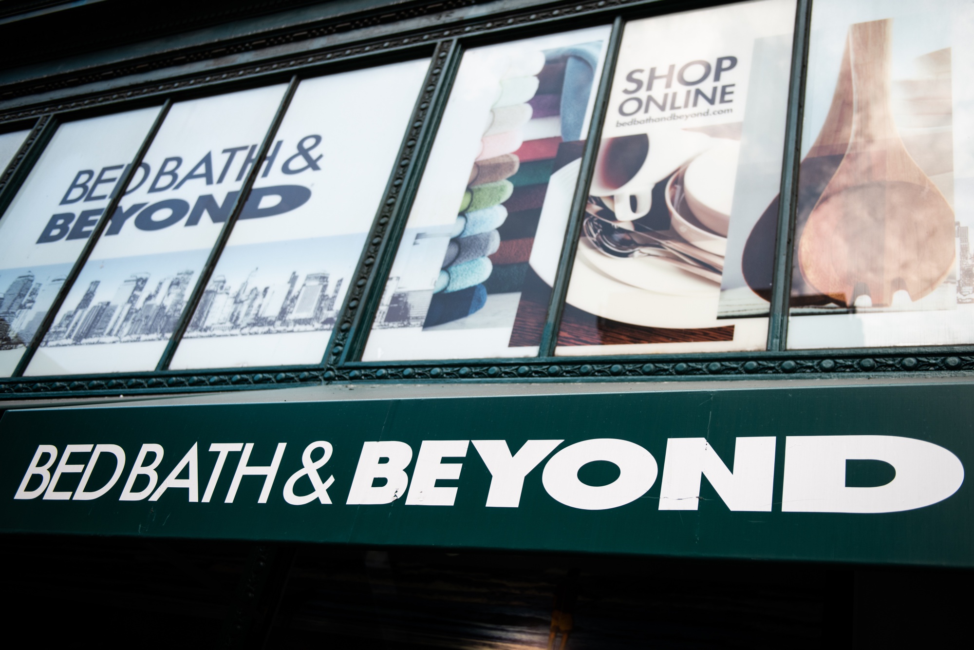 Why Bed Bath & Beyond Is Facing Extinction 