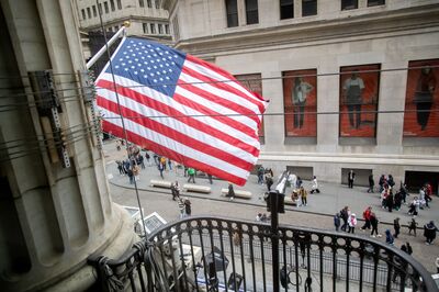 US Stocks Slump As Trump’s Threat To Fire Powell Adds Pressure