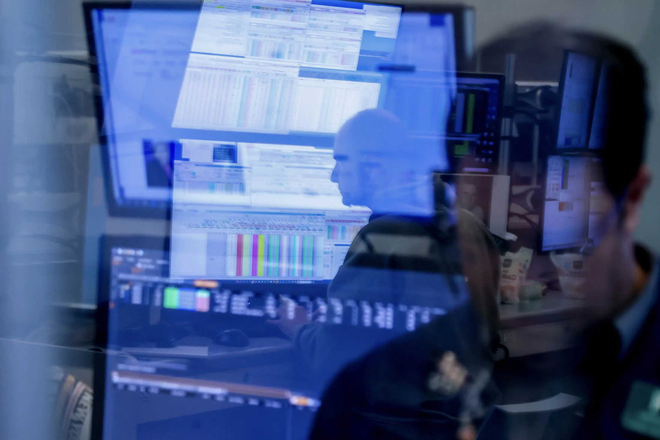 Traders work on the floor of the American Stock Exchange (AMEX) at the New York Stock Exchange (NYSE) in New York, US, on Friday, April 17, 2026.