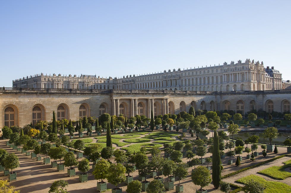 A new hotel faces Versailles’s&nbsp;Orangerie