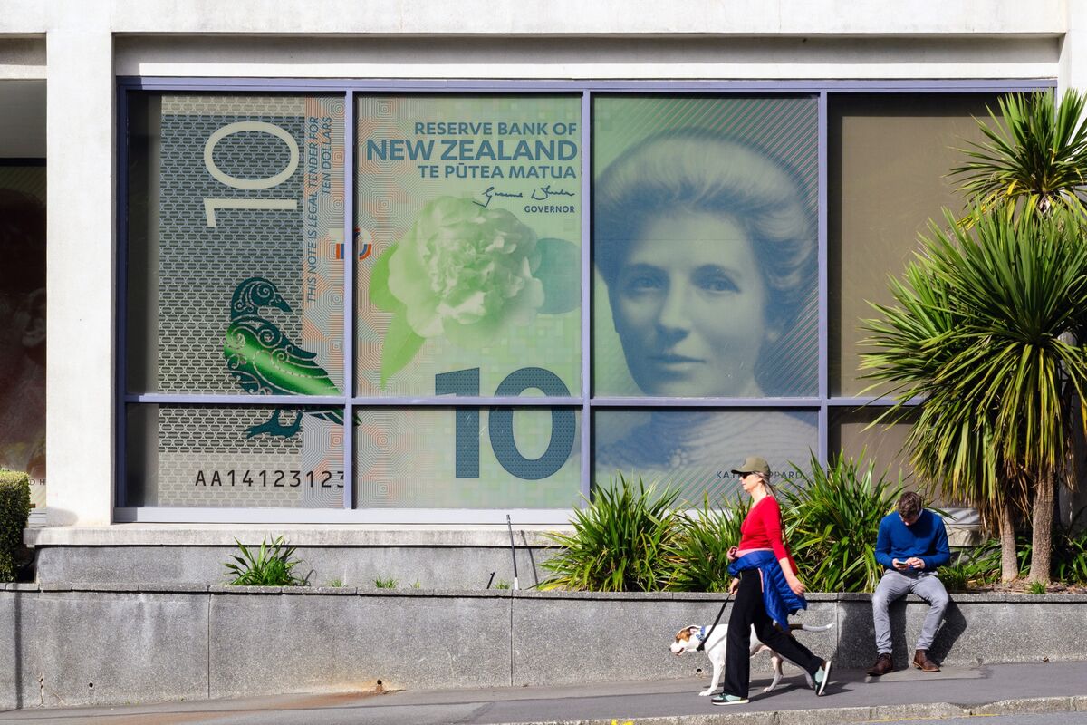New Zealand Delivers Back-to-Back Rate Hikes to Curb Inflation