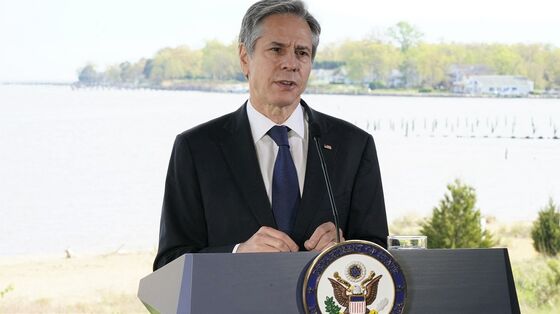 Blinken Says U.S. Falling Behind China in Shaping Climate Future