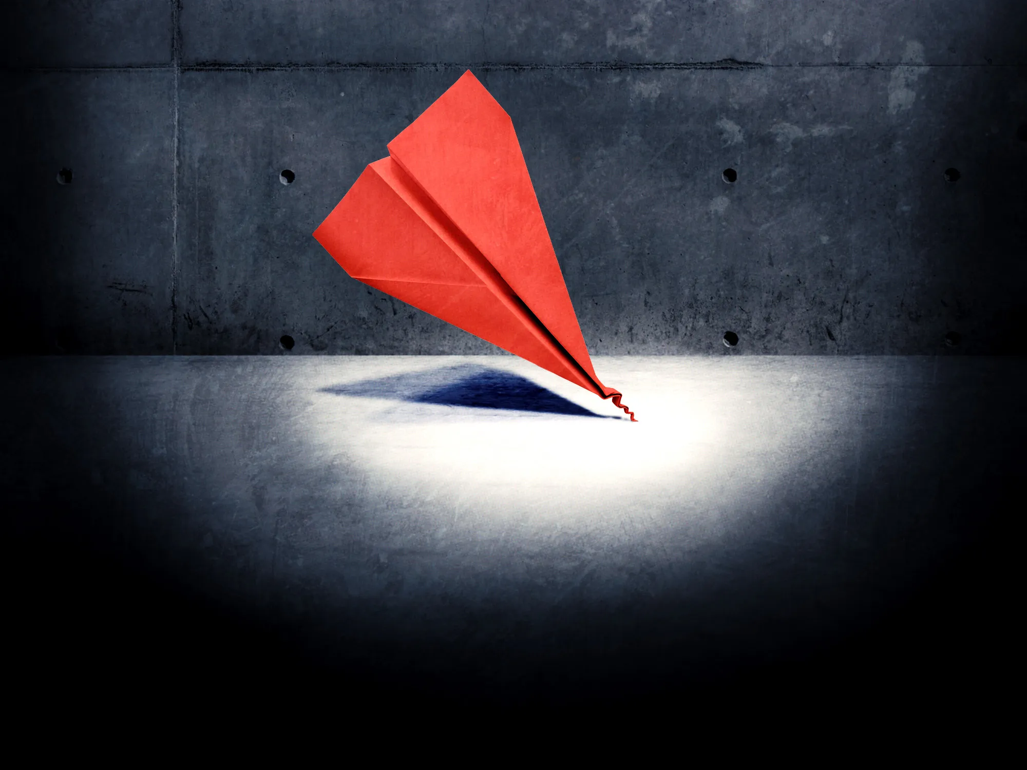 COVER_PAPER_PLANE_CRASH