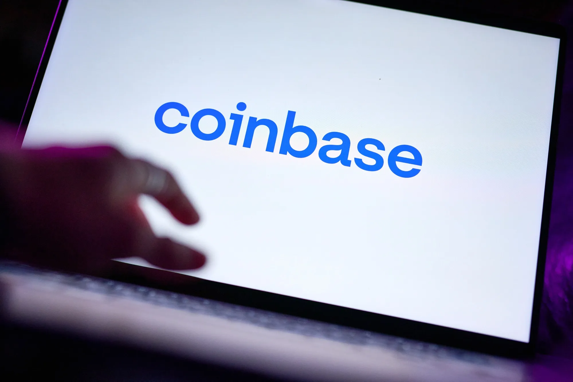 Coinbase Buys Investment Platform Echo in $375 Million Deal - Bloomberg
