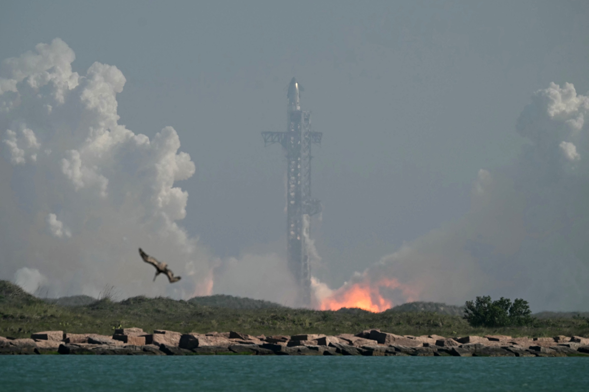 SpaceX's Starship rocket launches from Starbase in Texas during the 12th test flight on May 22. Photographer: Ronaldo Schemidt/AFP/Getty Images