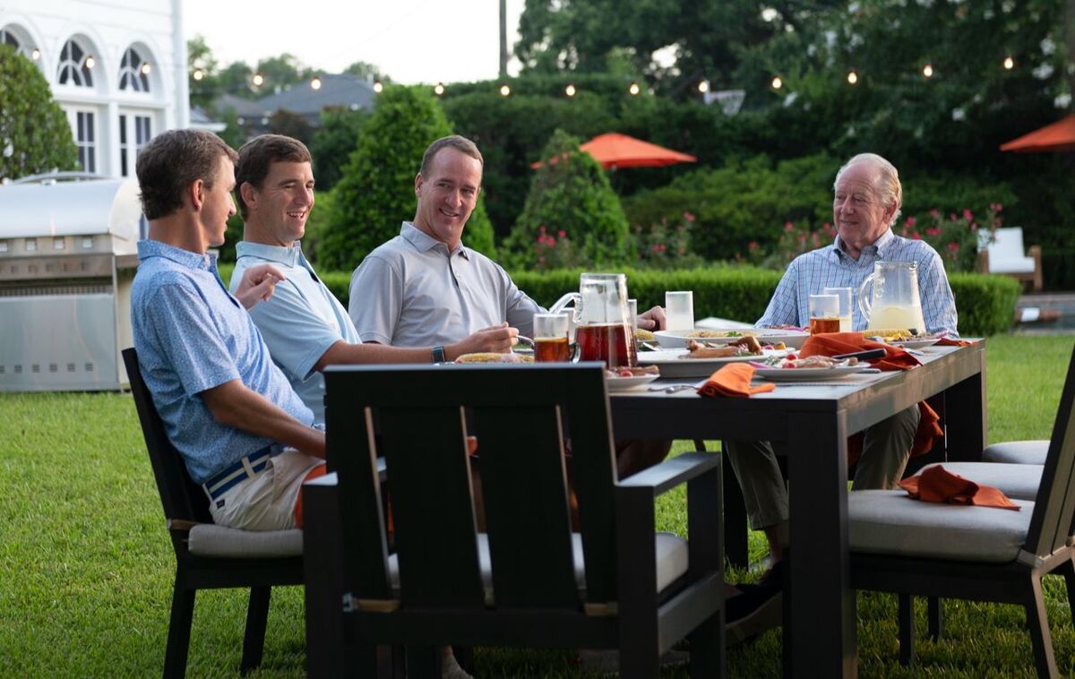 BBQGuys in $963 Million SPAC Deal to Go Public in Payday for Eli, Peyton  Manning - Bloomberg