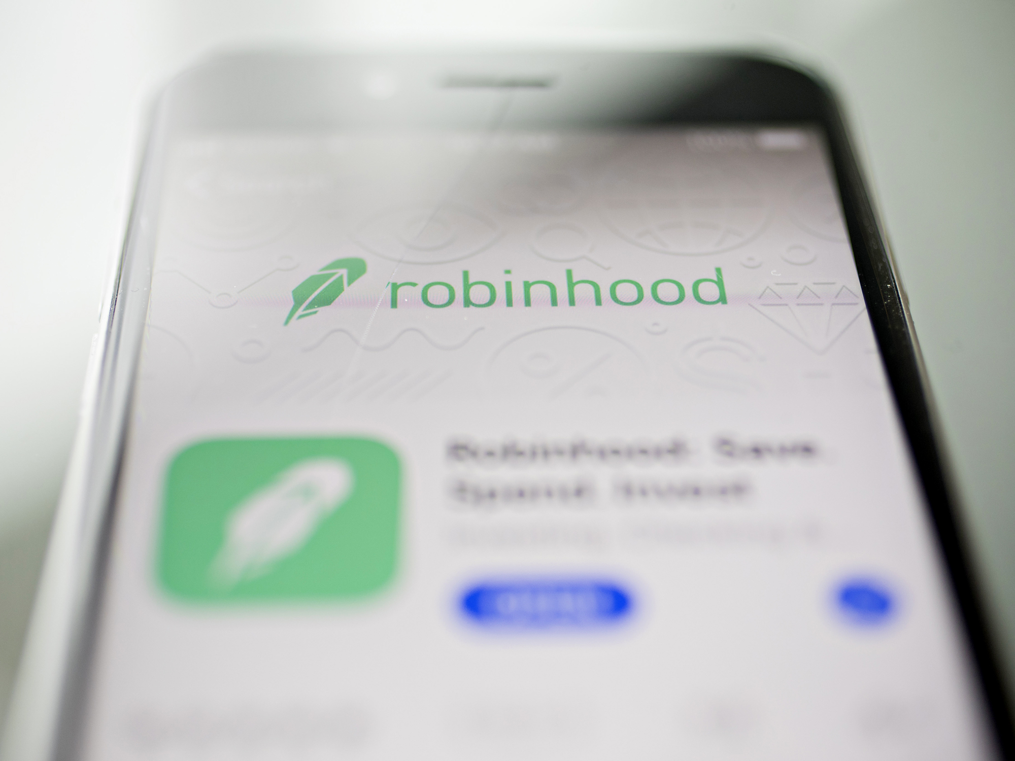 Robinhood Ditches 3-Day Wait, Fronts New Users $1000 To Buy Stocks