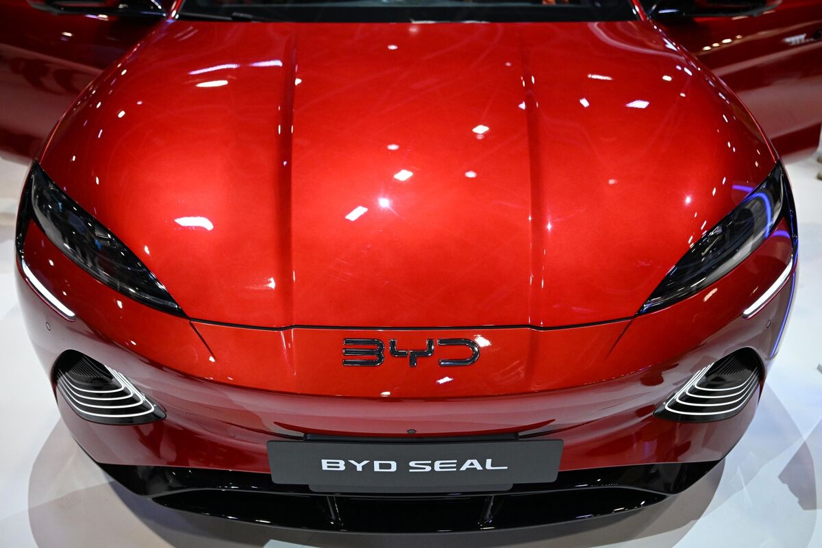 bloomberg.com - Hyonhee Shin - Not Even Korea Is Safe From BYD's Global Cars Power Grab