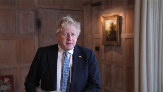 Johnson Faces Another Rocky Week on Downing Street Party Report