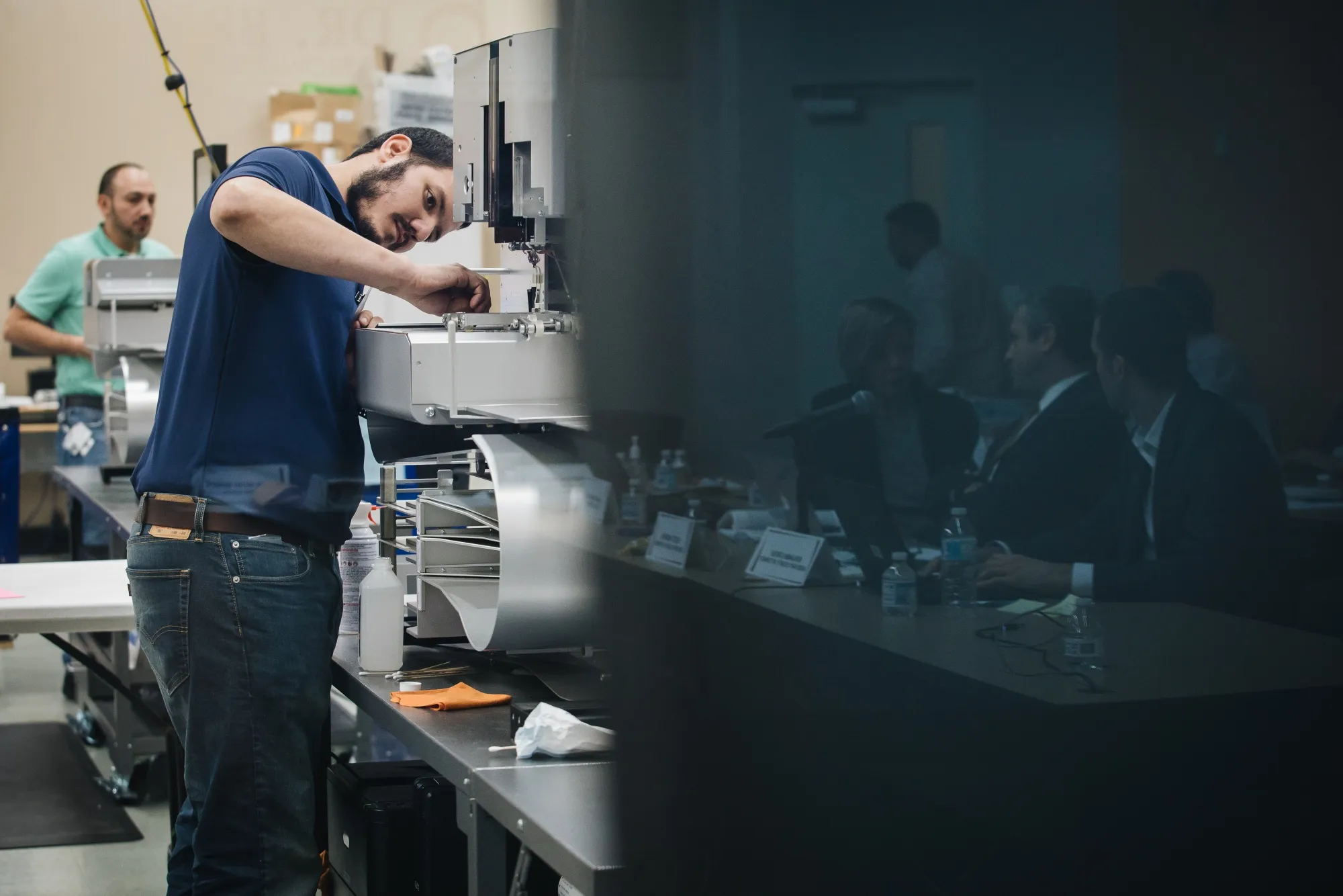 An election worker prepares an electronic counting machine&nbsp;before a hearing at the Broward County Supervisor of Elections office in Lauderhill, Florida,&nbsp;on&nbsp;Nov. 12.&nbsp;