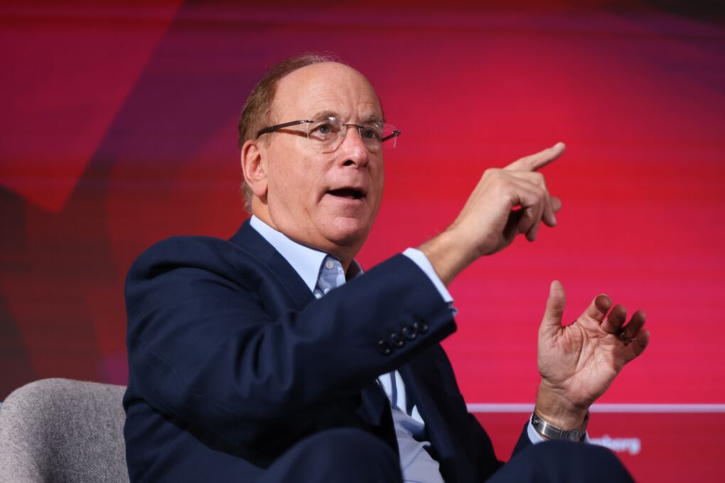 Larry Fink Says AI Could Be the Technology That Curbs Inflation Bloomberg