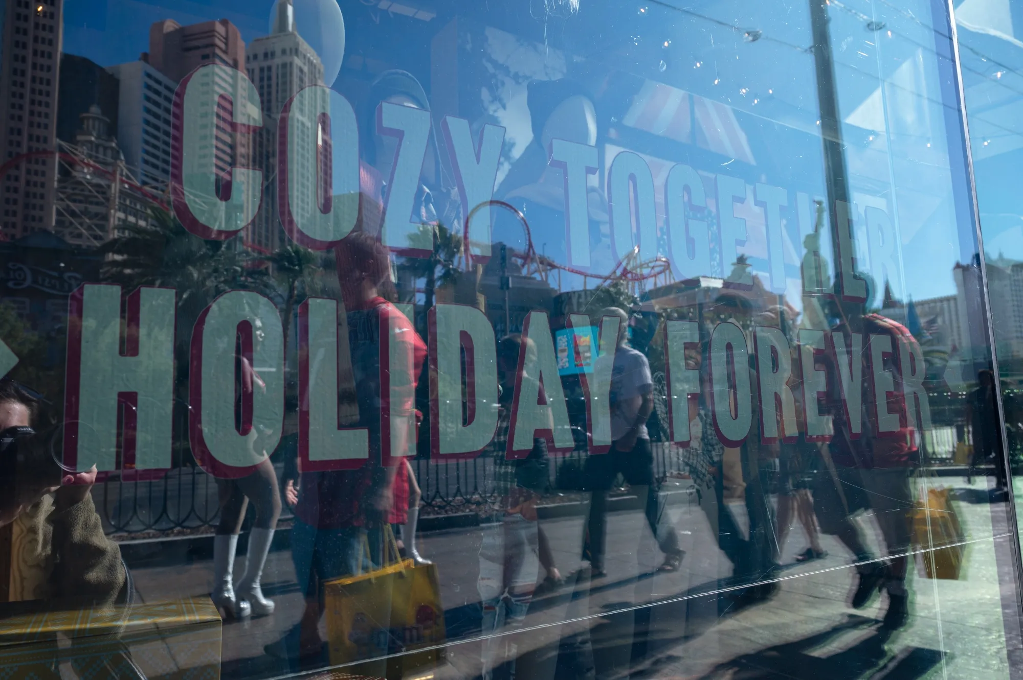 Retailers' Warn Consumers To Shop Early Ahead Of Holiday Season