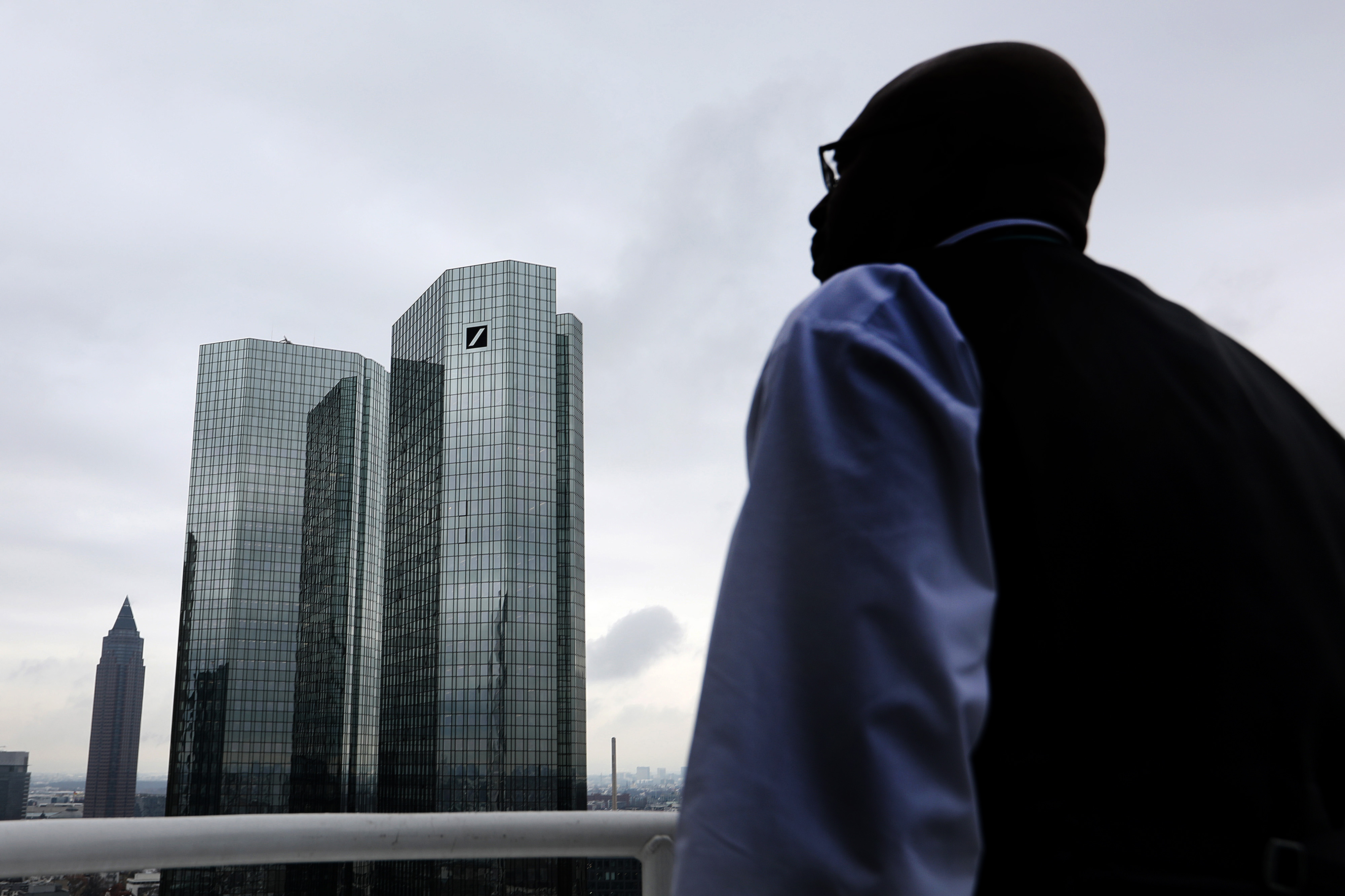 Deutsche Bank S Fresh Low Underscores European Banking S Decline