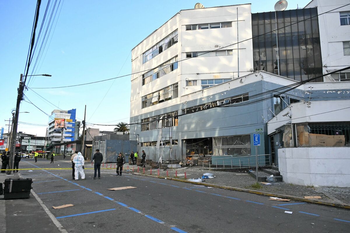 bloomberg.com - Stephan Kueffner - Bomb Attack Damages Ecuador Mining Agency Probing Illegal Gold