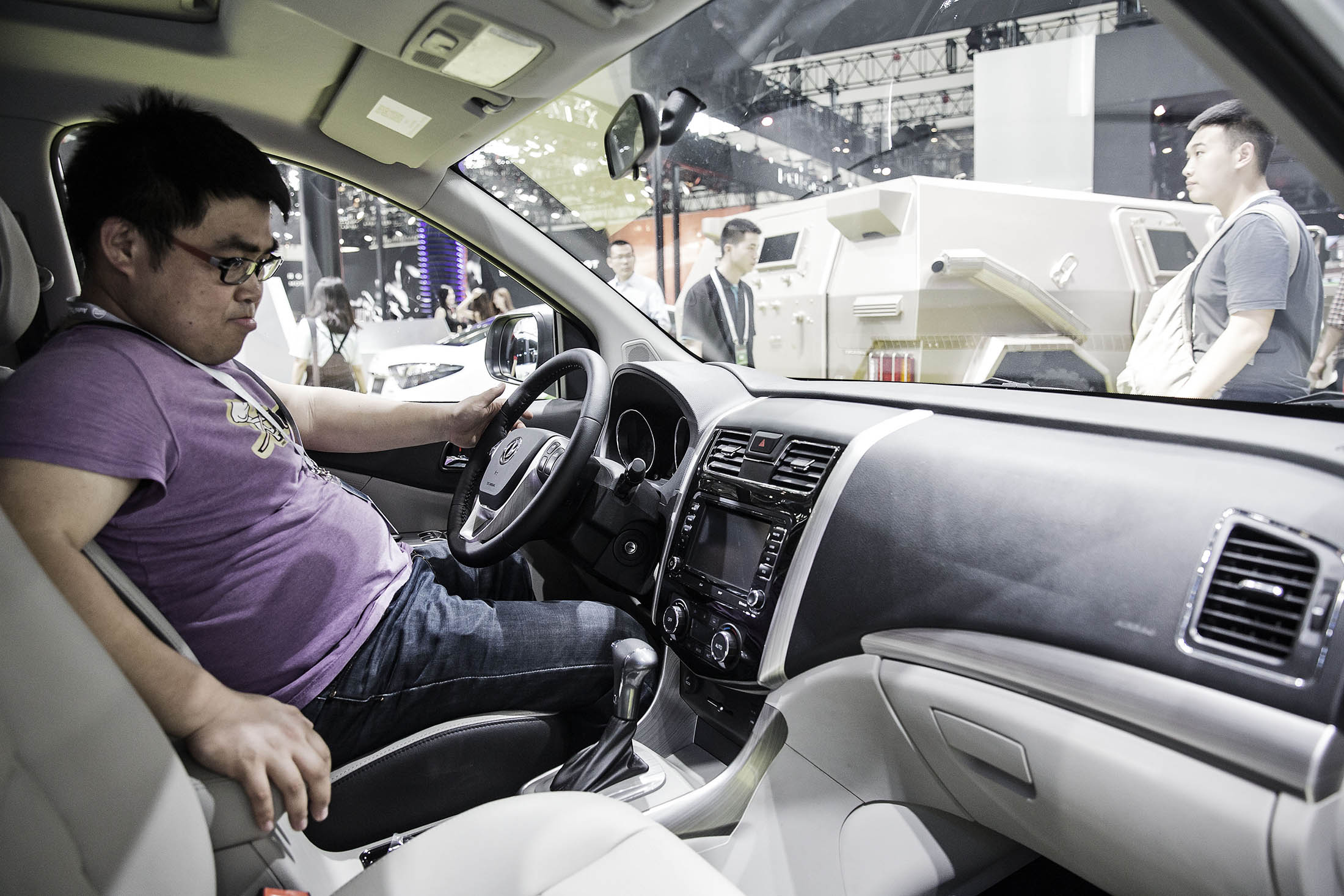 Chinese Consumers Hate That New-Car Smell - Bloomberg