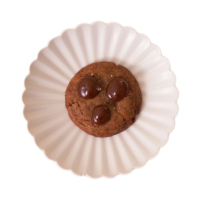 LYSÉE MILK CHOCOLATE BANANA COOKIE