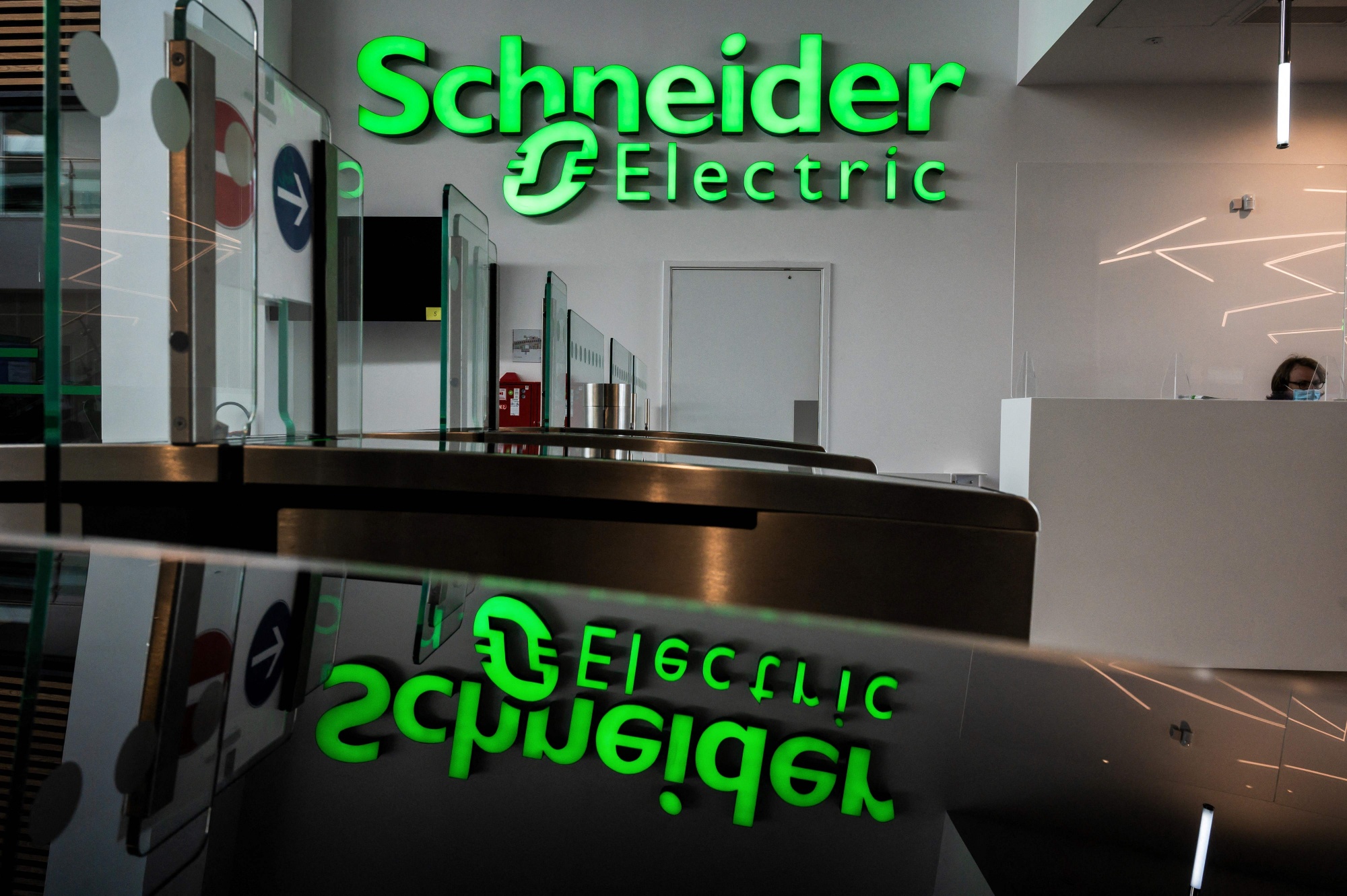 Schneider Electric hosts first Saudi Arabia Innovation Summit