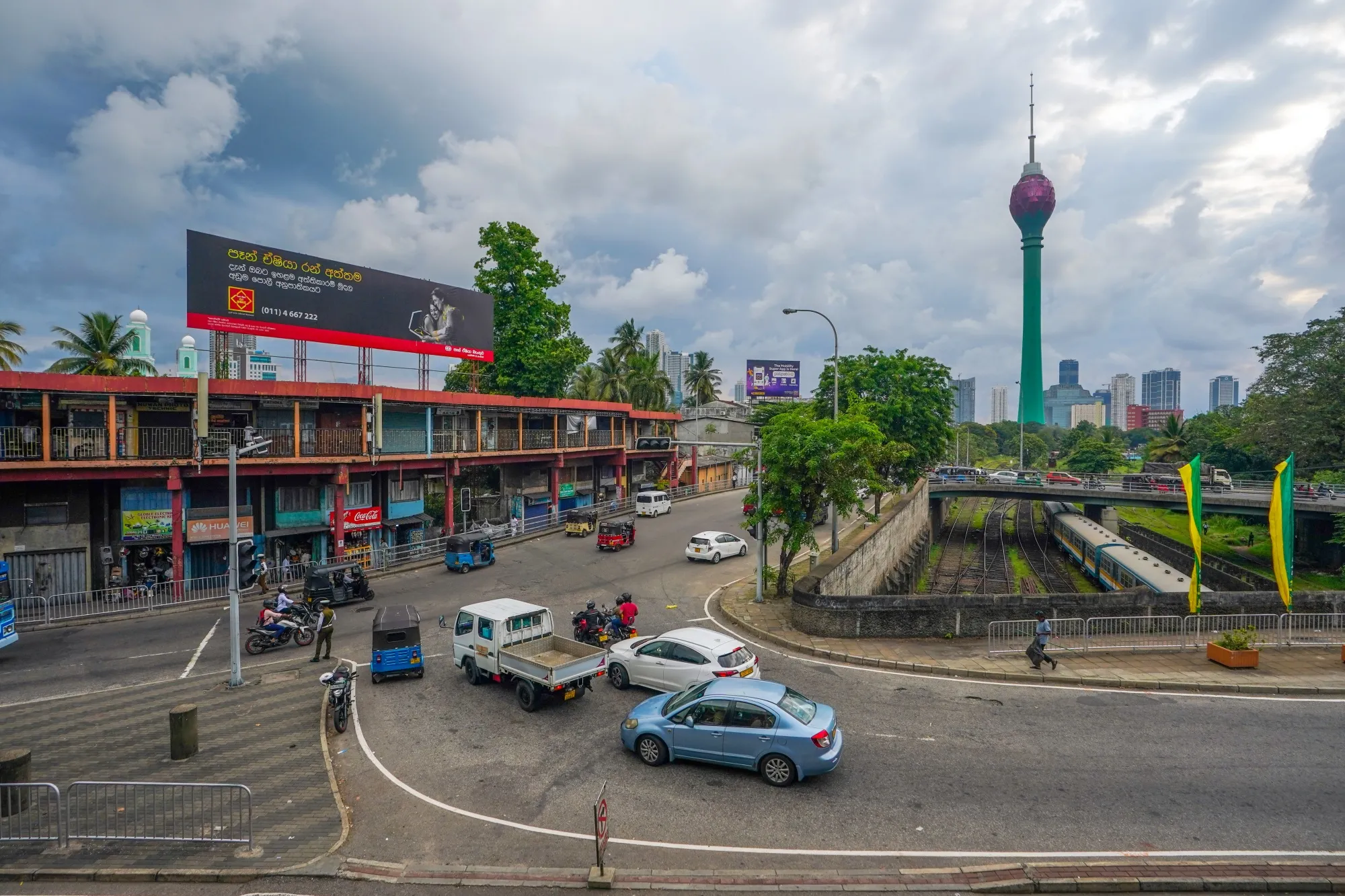 Sri Lanka’s&nbsp;dollar bonds&nbsp;have handed investors a gain of almost 30% this year, among the best in Asia.