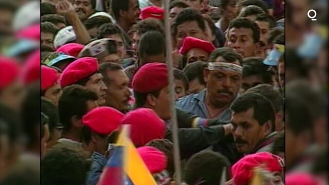 カラカスの街から消えるチャベス氏の記憶 – Bloomberg